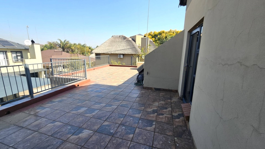 To Let 2 Bedroom Property for Rent in Melodie North West
